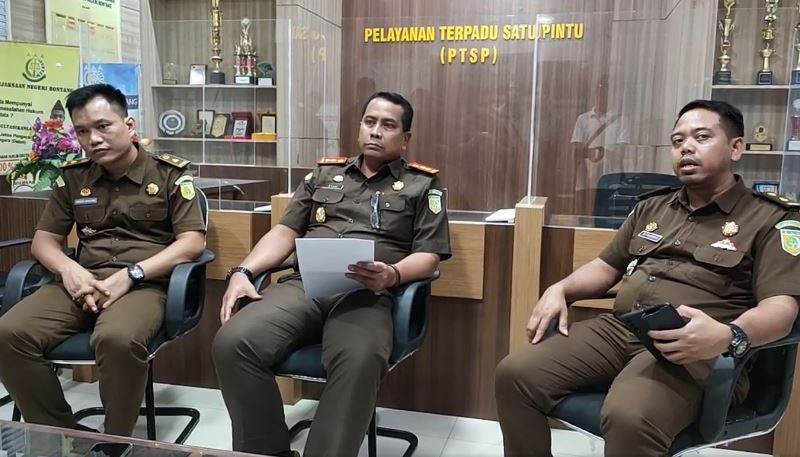 Kejari Bontang Tahan Dua Tersangka Baru Kasus Dugaan Korupsi Perusda ...